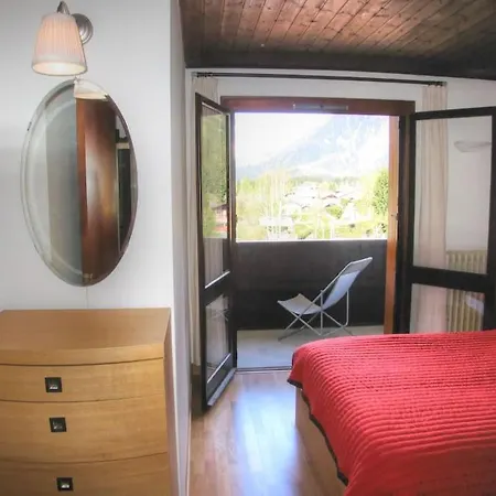 Periades, Apartman *